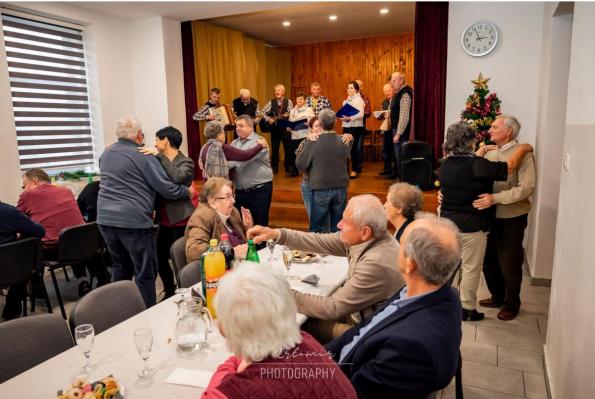 FOTO: Praznično vzdušje v Gornjem Lakošu