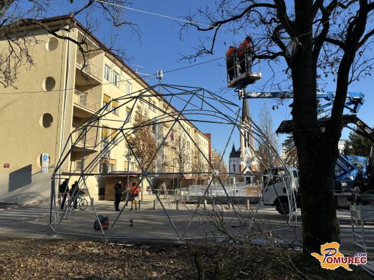 FOTO: Ob drsališču je pestro 