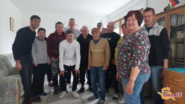 FOTO: Mladi kuharski mojster z velikim srcem navdušil brezdomne