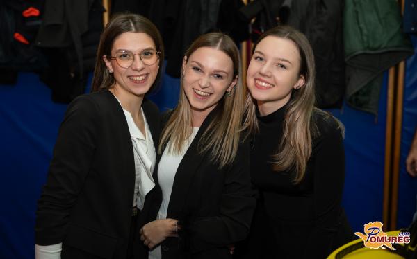 FOTO in VIDEO: Vesna Pisarović navdušila Mursko Soboto