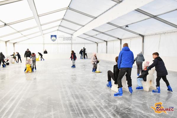 FOTO in VIDEO: V Lendavi slavnostno otvorili drsališče