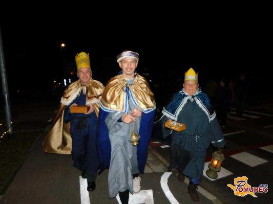 FOTO: Pohod svetih treh kraljev po vasi Bogojina