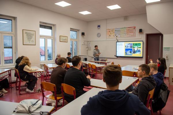 Znanje, ustvarjalnost in prihodnost na Gimnaziji Franca Miklošiča Ljutomer