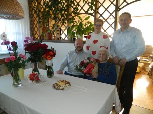 FOTO: Pečarovci praznovali dolgoživost in modrost Veronike Horvat