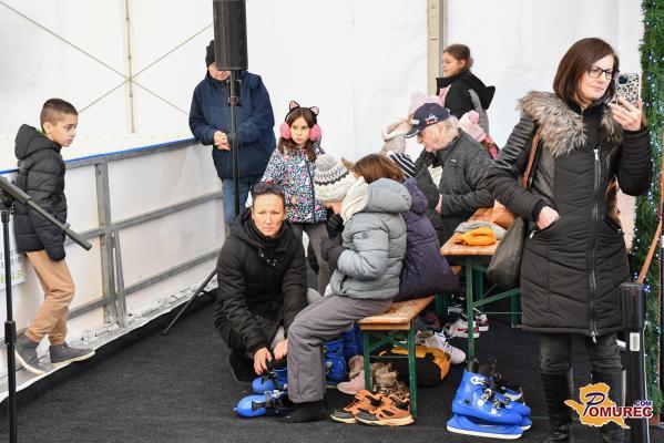 Zimska pravljica se nadaljuje: Drsališče bo odprto do marca