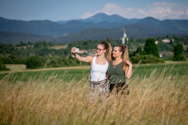 Oo-la-la! Alpe-Adria vas vabi v svet nepozabnih doživetij!