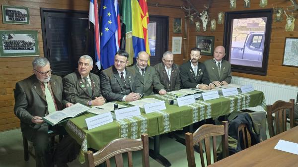 FOTO: Lovske zveze nekdanje Jugoslavije podpisale memorandum
