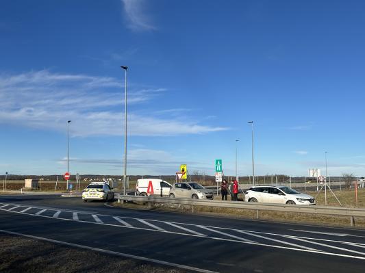 FOTO: V bližini pomurske avtoceste prišlo do trčenja