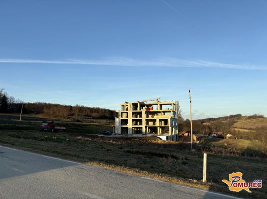 FOTO: Kako napredujejo dela v butičnem resortu na Goričkem?