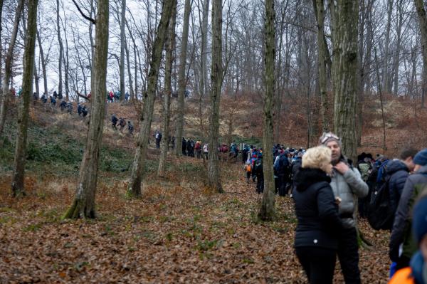 FOTO: Pohodniki uživali v zimski pokrajini na Vincekovem pohodu