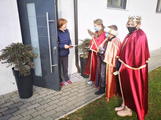 FOTO: V Veržeju so obudili staro koledovanje