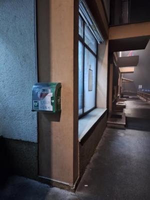 V Bakovcih dostopen defibrilator, ki lahko reši življenje