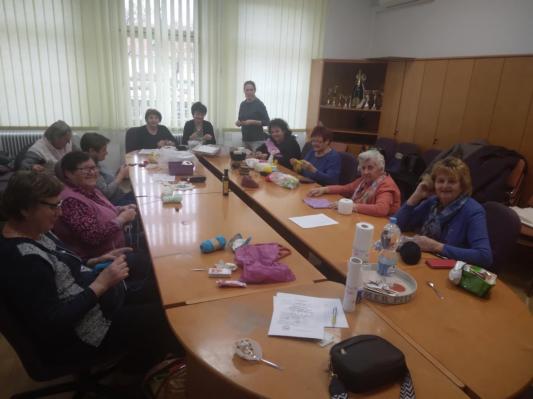 FOTO: Ko se ponedeljek spremeni v dan za dušo