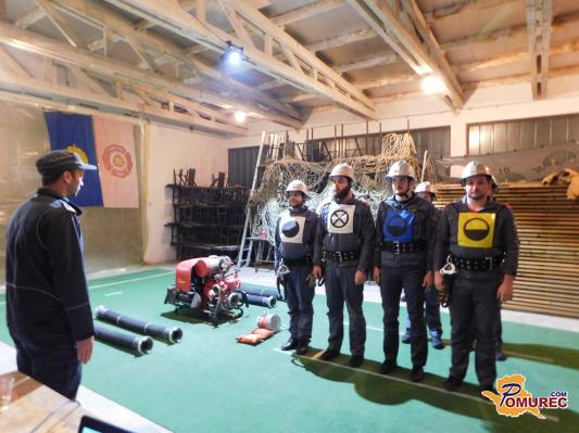 FOTO: V Lipi tekmovali v spajanju sesalnega voda