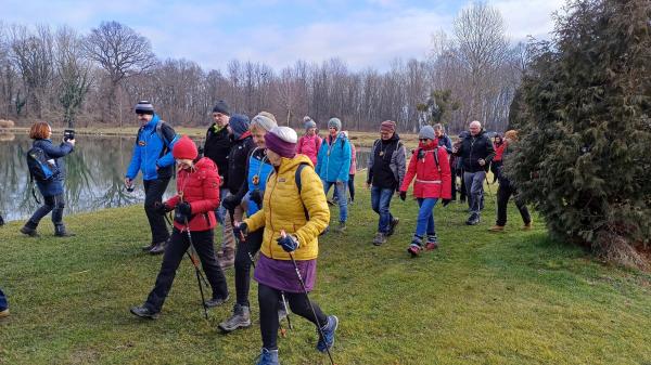 FOTO: Več kot 500 udeležencev na pohodu ob Muri v Murskem Središču