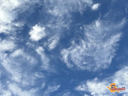 Čaka nas oblačno vreme. Kako bo za vikend?