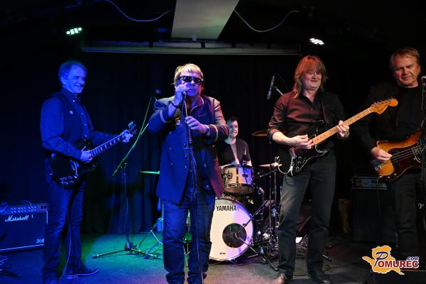 FOTO in VIDEO: Murska Sobota doživela punk eksplozijo s Pankrti