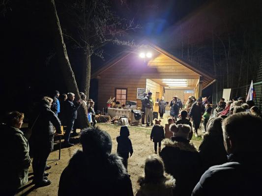 FOTO: Dolnji Slaveči praznovali dosežek Uroša Potočnika na prestižnem tekmovanju