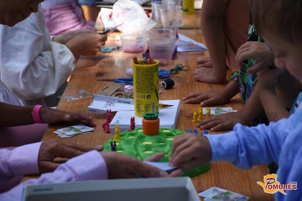 Kam v zimskih počitnicah? Ideje za otroške aktivnosti v Pomurju 