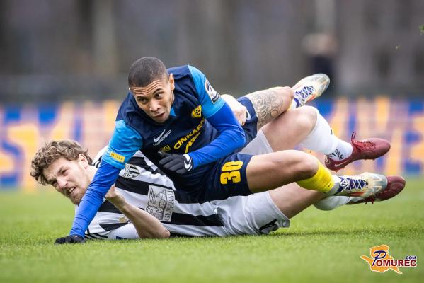 V enajsterici kroga tudi dva igralca Mure