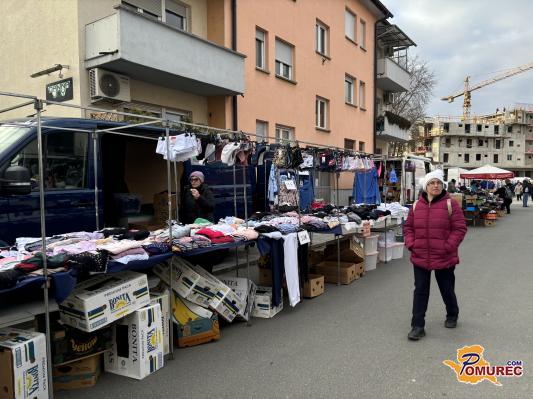 FOTO: Prvi ponedeljkov sejem spet v mestu