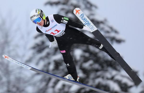 Vikersund: Dvojne slovenske stopničke, zmaga Wellingerju