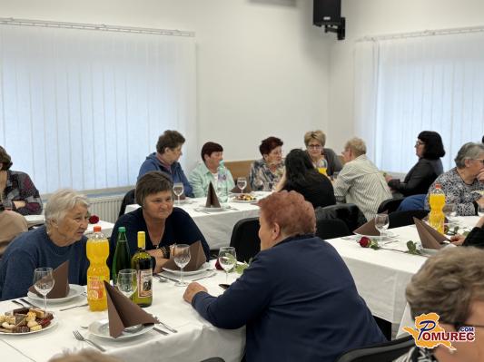 FOTO in VIDEO: Praznovanje žensk v Mlajtincih ob glasbi in prijetnem druženju