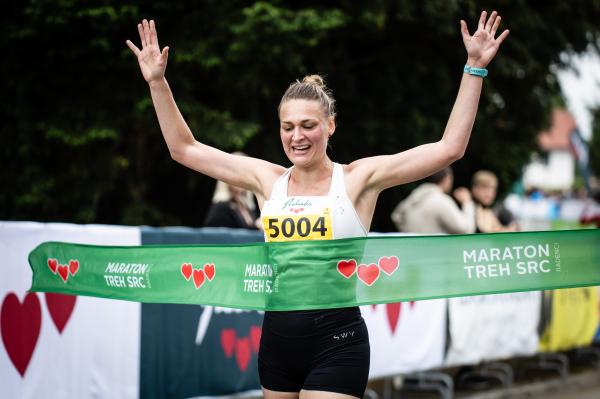 43. Maraton treh src z novostjo za tekaške trojke 