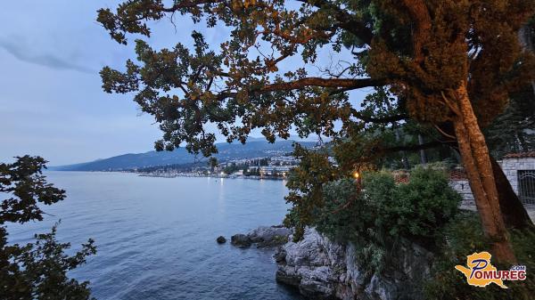 Lovran: Ko se čas umiri med valovi in kamnitimi ulicami