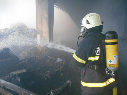 V Gornji Bistrici in Bodoncih zagorelo v kuhinji, ena oseba utrpela hude poškodbe