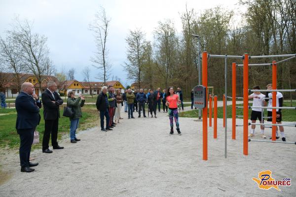 FOTO: V Moravskih Toplicah otvorili prenovljeno trim stezo