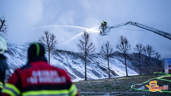 VIDEO: Kaj je botrovalo današnjemu požaru v CERO Puconci?