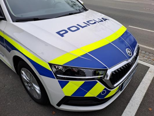 Zagorele saje v dimniku, v Murski Soboti zagorel avtomobil