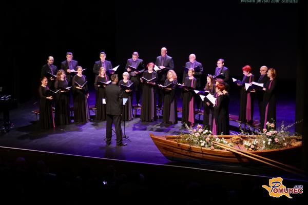 FOTO: Pesem tekla kot reka skozi srce Murske Sobote