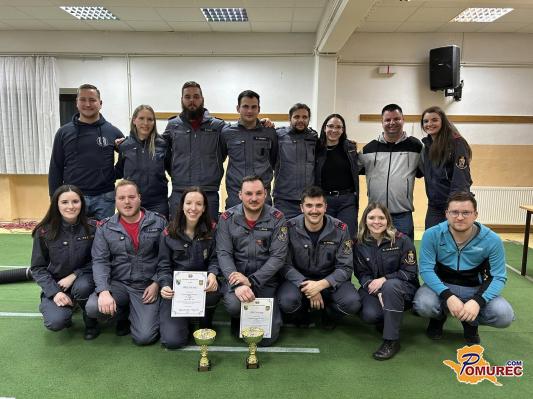 FOTO: PGD Lipa zmagovalci zimske gasilske lige v spajanju sesalnega voda