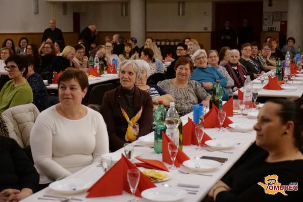 FOTO in VIDEO: Nepozaben večer v Beltincih v čast ženskam