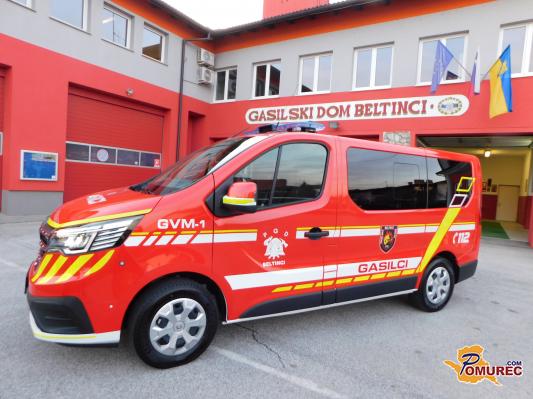 FOTO: Beltinski gasilci predstavili gasilsko vozilo