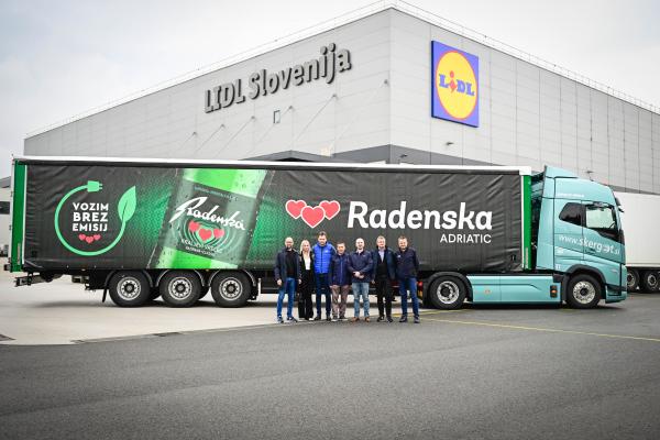 Na slovenskih cestah prvi električni tovornjak Radenske