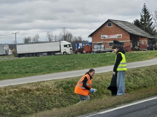 FOTO: Občani Križevcev počistili svojo občino