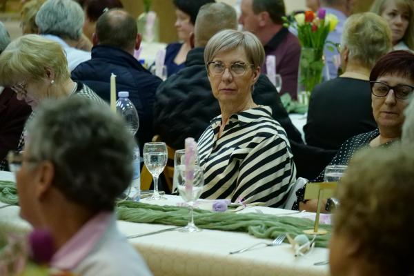 FOTO in VIDEO: V Bakovcih večer poln glasbe, daril in topline