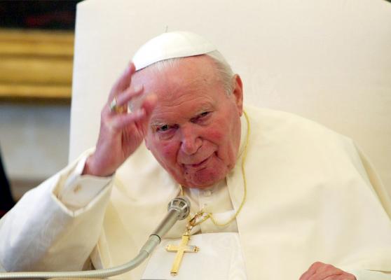 Spomin na papeža Janeza Pavla II. še vedno živi v srcih vernikov