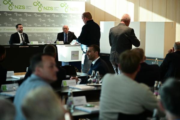 Zasluženo priznanje Pomurcem na nogometni Skupščini leta