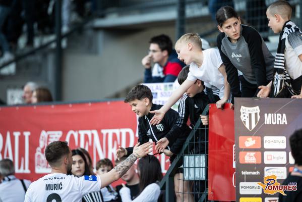 FOTO: Ste bili na tekmi med Muro in Mariborom?