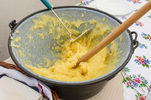 Novica o svetovnem prvenstvu v kuhanju dödolov je bila prvoaprilska šala