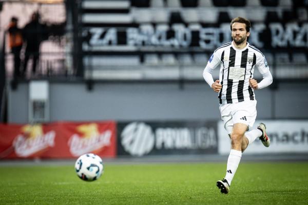 FIFA Muri prepovedala registracijo novih igralcev