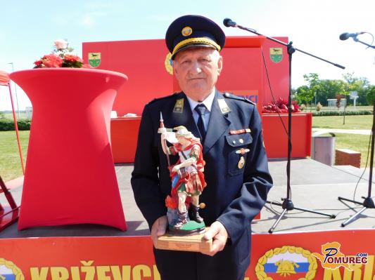 FOTO: Kipec svetega Florjana letos prejel Dragutin Rakuša