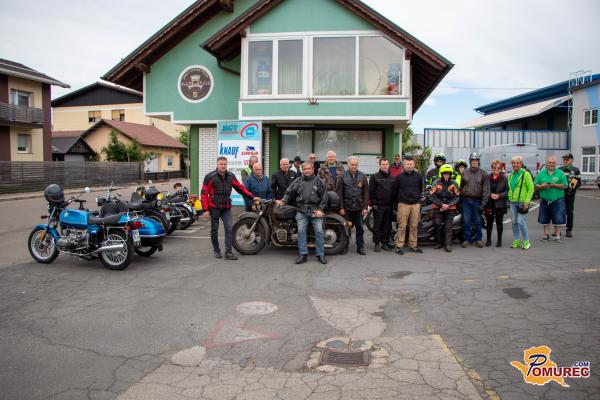 FOTO in VIDEO: Jekleni konjički z bočnimi prikolicami preplavili Ljutomer