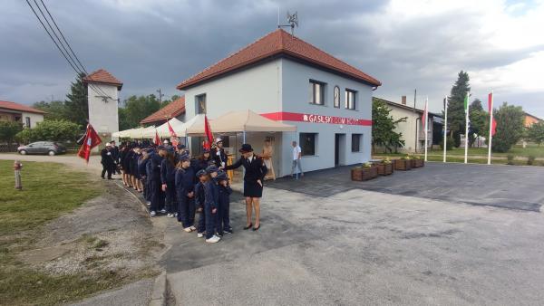 FOTO: Blagoslov in otvoritev prenovljenega gasilskega doma na Hotizi