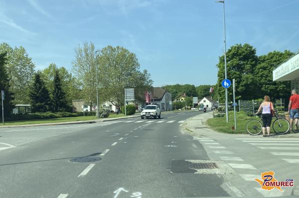 Smrt 64-letnika: Na prehod zapeljal, ko ga je prečkal