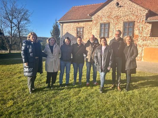 FOTO: Obisk partnerjev na socialni kmetiji Korenika, Slovenija – projekt FARMIN